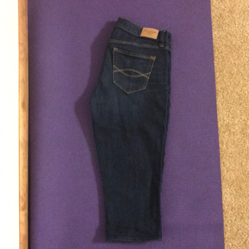 Abercrombie & Fitch cropped jeans